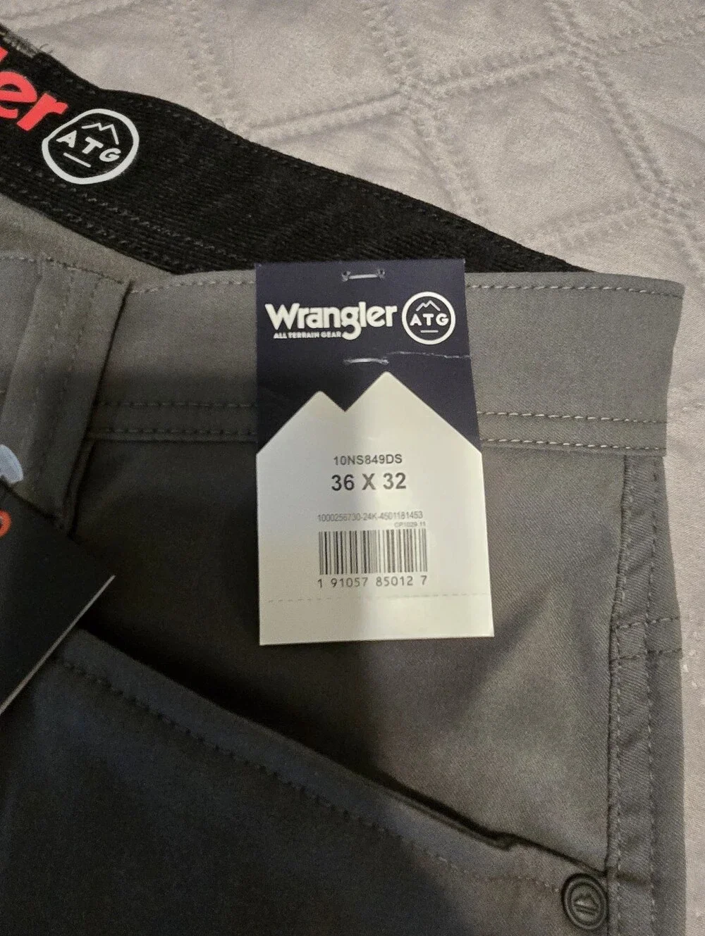 New Mens Wrangler All Terrain Gear Cliffside Utility Pants- Gray- 36x32